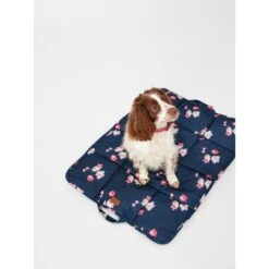 Joules Floral Travel Blanket 24 Joules Floral Travel Blanket -KONG || Danish Design || Tropiclean Shop I9521712 en 02