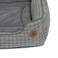 Petface Square Dog Bed - Moss Green -KONG || Danish Design || Tropiclean Shop I9647277 en 02
