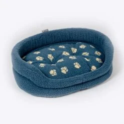Danish Design Sherpa Fleece Harbour Paw Slumber Blue Adult Dog Bed -KONG || Danish Design || Tropiclean Shop I9682324 en 02